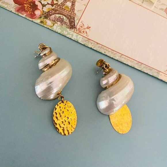 💜 Sesto Continente Made in Italy Shell Earrings 925 Gold Plated Sterling Silver - Picture 1 of 6